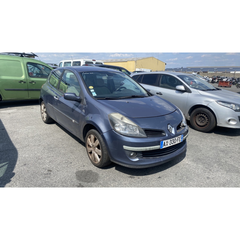 Feu arriere principal droit (feux) RENAULT CLIO 3 Photo n°5