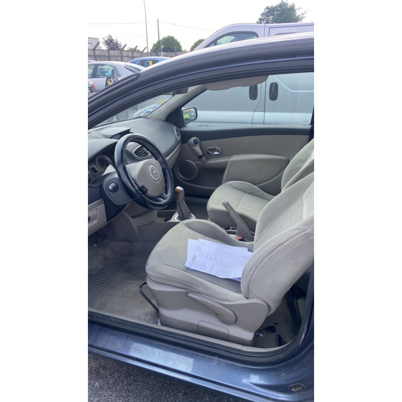 Feu arriere principal droit (feux) RENAULT CLIO 3 Photo n°11
