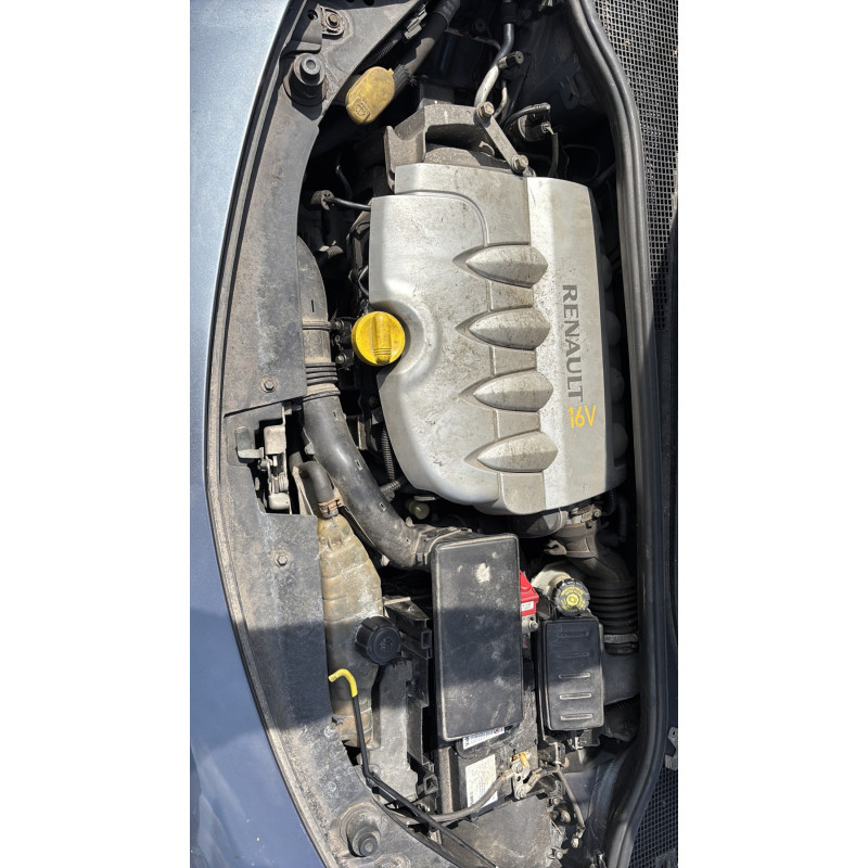 Feu arriere principal droit (feux) RENAULT CLIO 3 Photo n°18