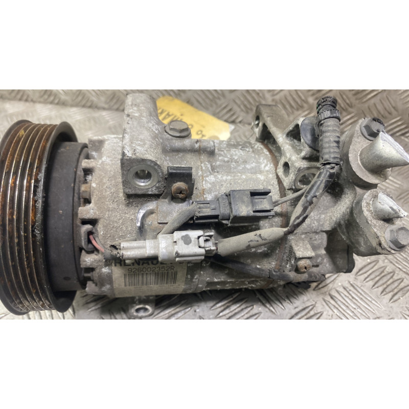 Compresseur clim RENAULT CLIO 4 Photo n°5