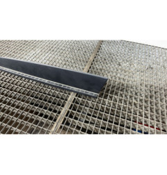 Baguette de porte arriere gauche  RENAULT CLIO 4
