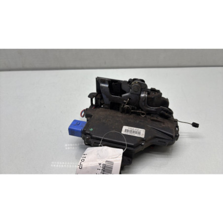 Serrure avant droit SKODA FABIA 2