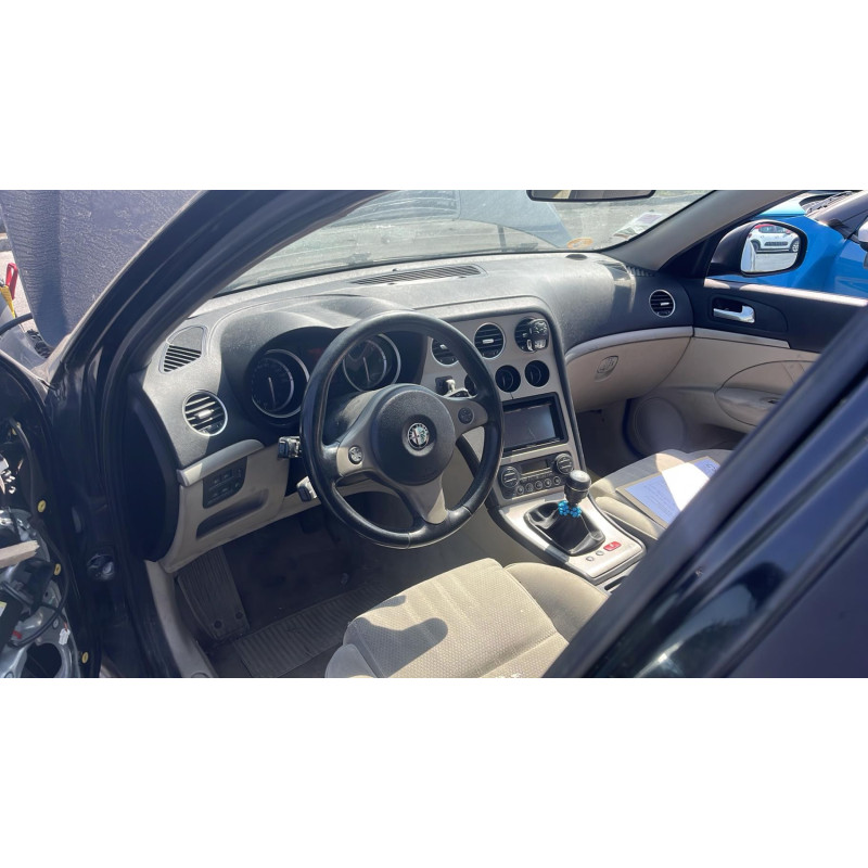 Vitre avant gauche ALFA ROMEO 159 Photo n°17