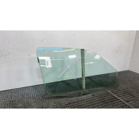 Vitre avant droit RENAULT CLIO 2
