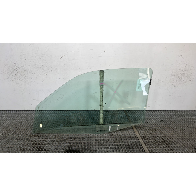 Vitre avant droit RENAULT CLIO 2 Photo n°4