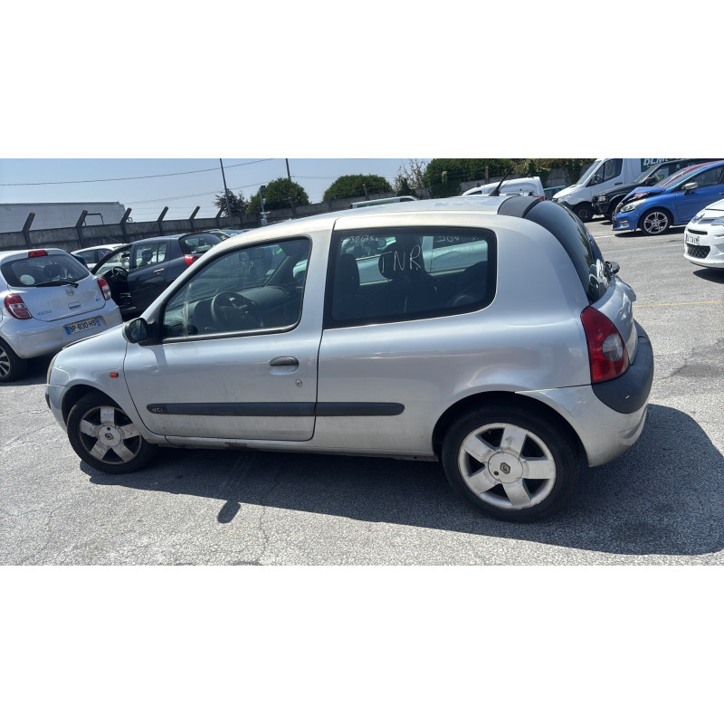 Vitre avant droit RENAULT CLIO 2 Photo n°10