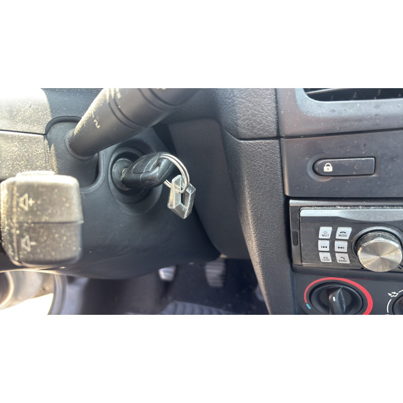 Vitre avant droit RENAULT CLIO 2 Photo n°19
