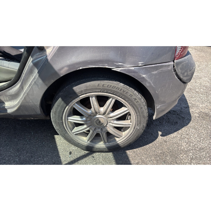 Porte avant droit RENAULT CLIO 2 Photo n°20
