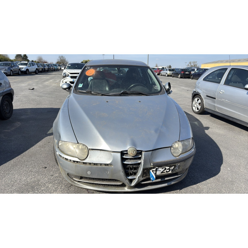 Feu arriere principal gauche (feux) ALFA ROMEO 147 Photo n°11