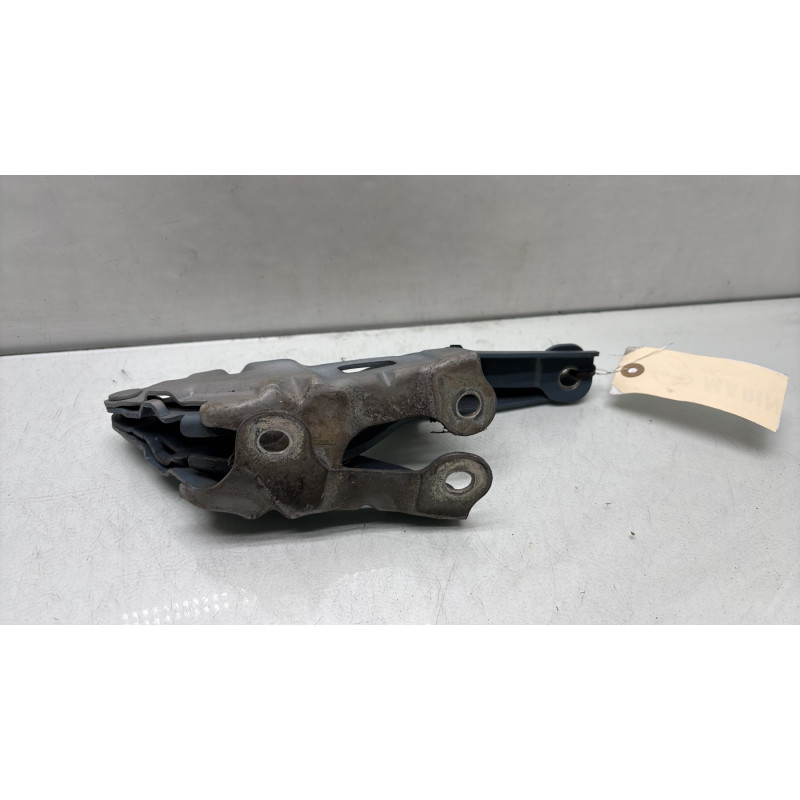 Charniere de capot HYUNDAI I 20 2 Photo n°3