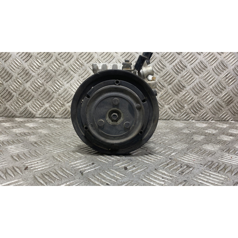 Compresseur clim HYUNDAI I 20 2 Photo n°6