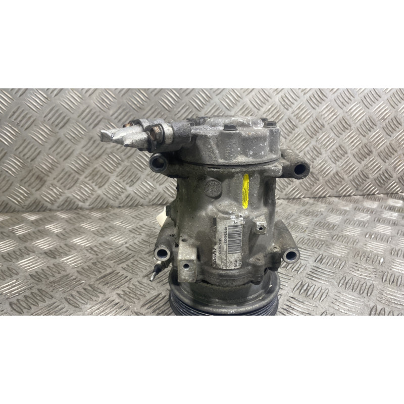 Compresseur clim RENAULT CLIO 2 CAMPUS Photo n°1
