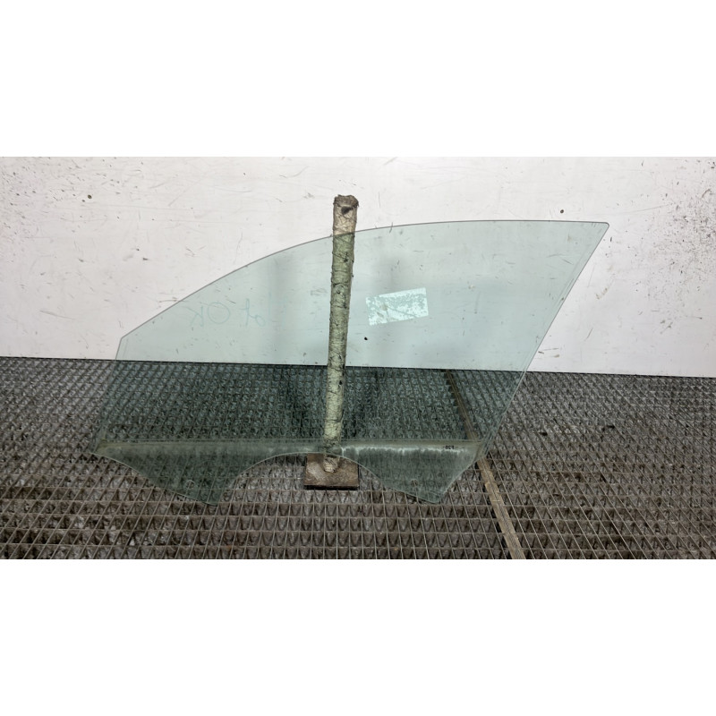 Vitre avant droit BMW SERIE 1 F20 Photo n°4