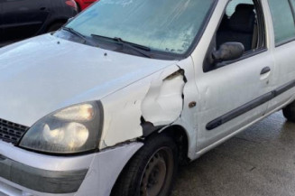Calculateur moteur RENAULT CLIO 2