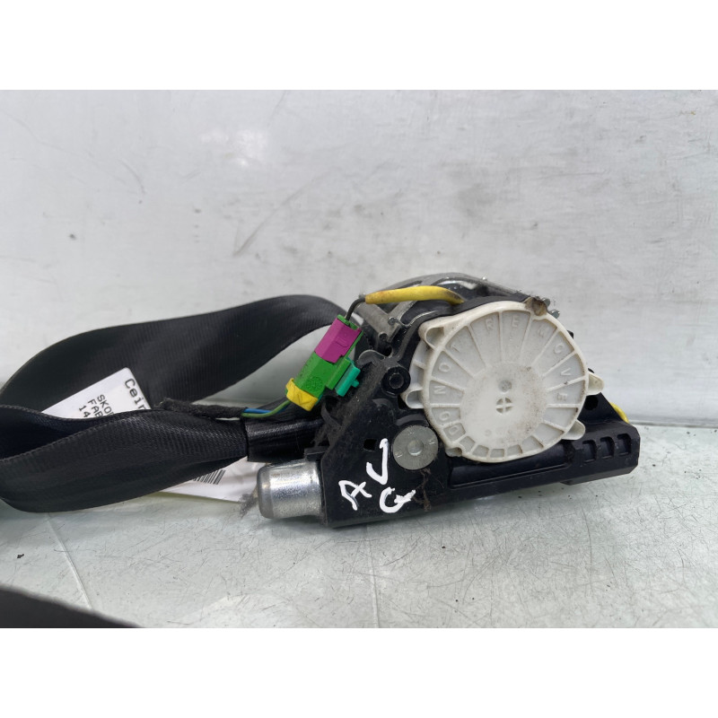 Pretensionneur de ceinture avant gauche SKODA FABIA 2 Photo n°1