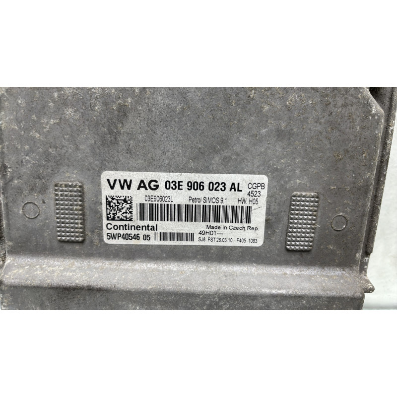 Calculateur moteur VOLKSWAGEN POLO 5 Photo n°2