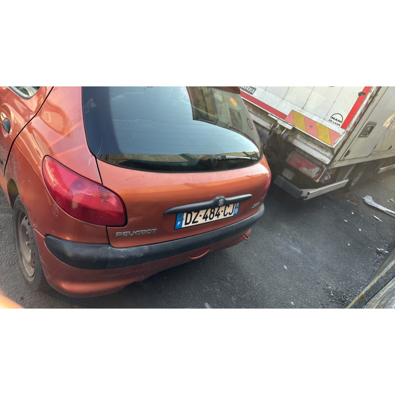 Pare choc arriere PEUGEOT 206 Photo n°12