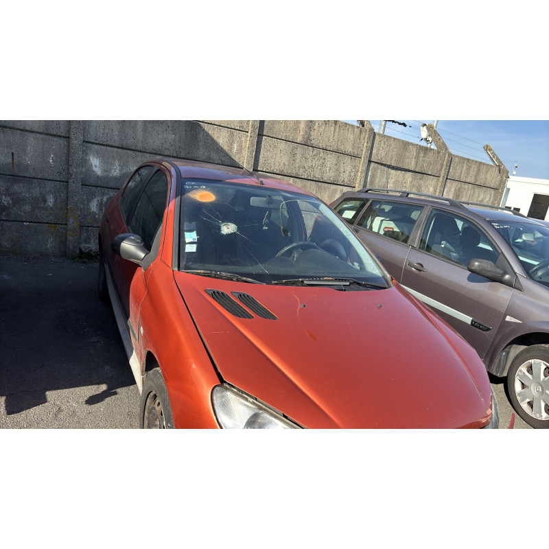 Pare choc arriere PEUGEOT 206 Photo n°16