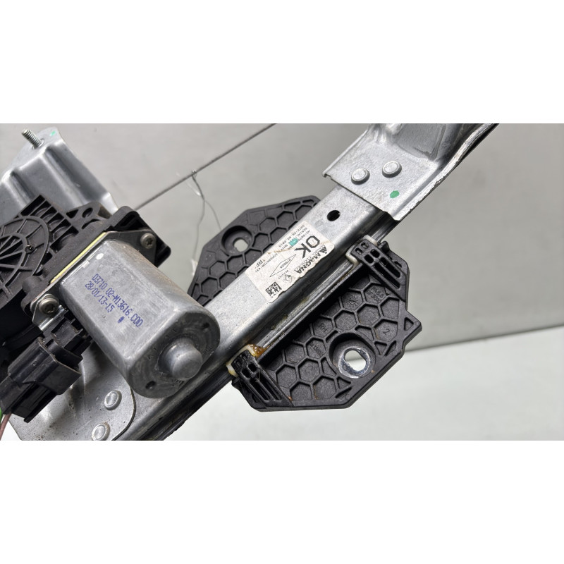 Leve vitre electrique avant droit DACIA SANDERO 2 Photo n°5