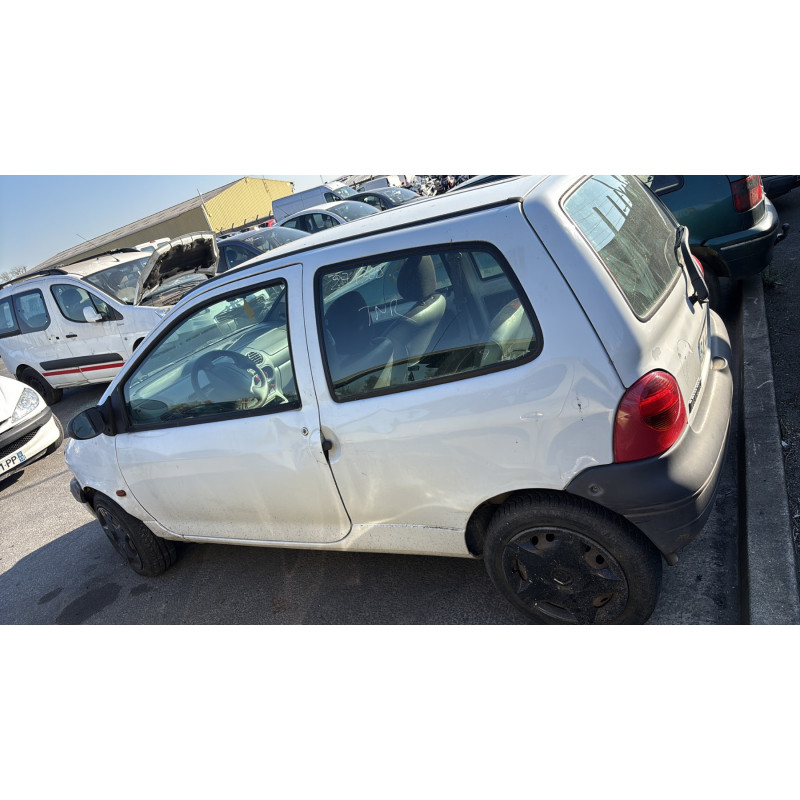 Pare choc arriere RENAULT TWINGO 1 Photo n°12