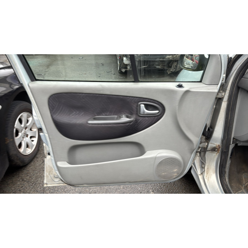 Compresseur clim RENAULT SCENIC 1 Photo n°14