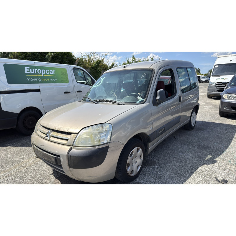 Pare choc arriere CITROEN BERLINGO 1 Photo n°7