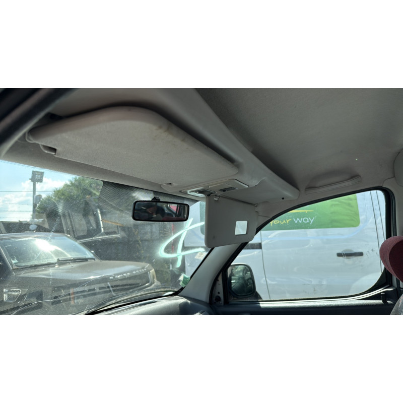 Pare choc arriere CITROEN BERLINGO 1 Photo n°17