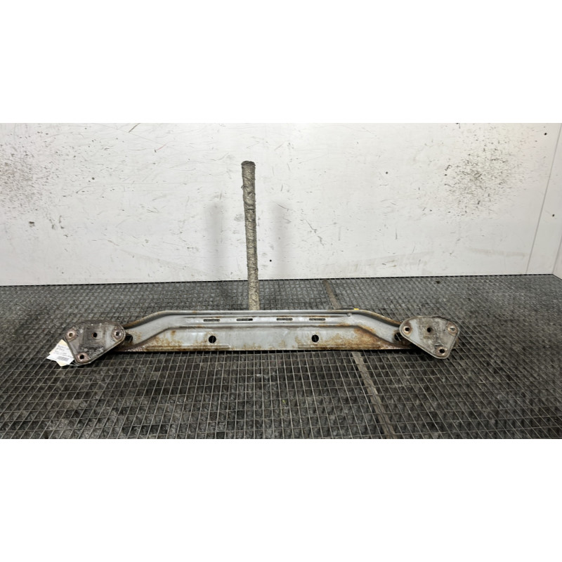 Renfort pare choc arriere (traverse) PEUGEOT 107 Photo n°4