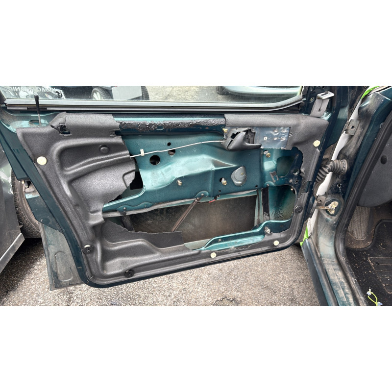 Pare choc arriere VOLKSWAGEN POLO 3 Photo n°15