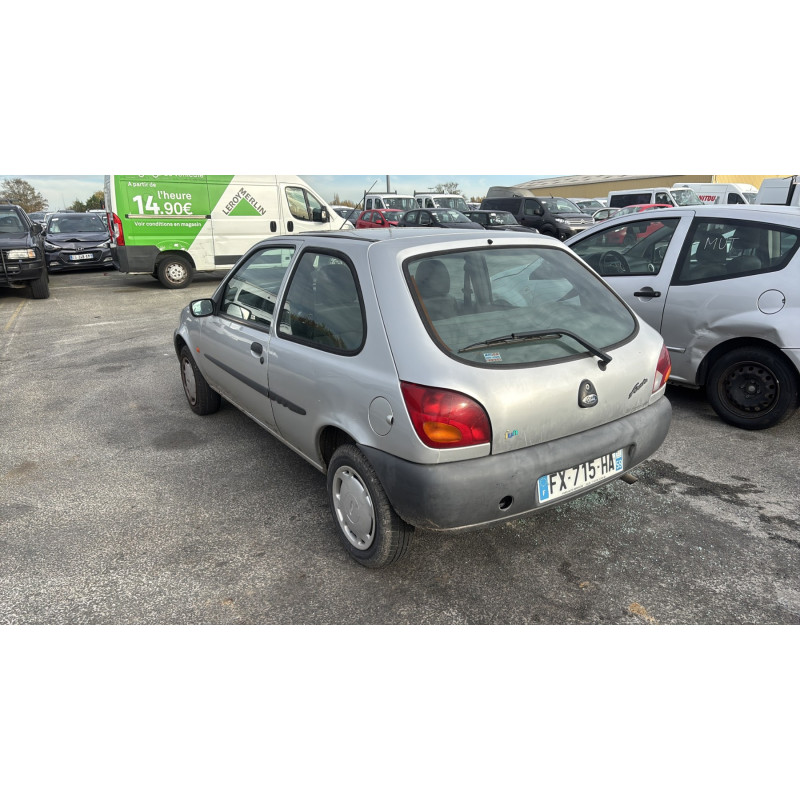 Pare choc arriere FORD FIESTA 4 Photo n°9