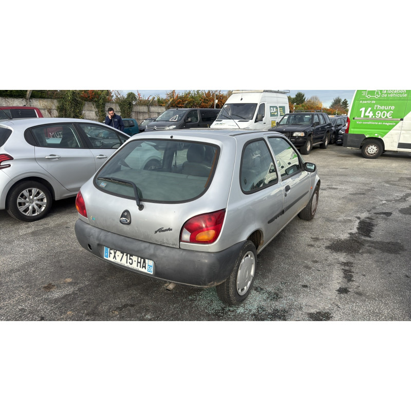 Pare choc arriere FORD FIESTA 4 Photo n°10