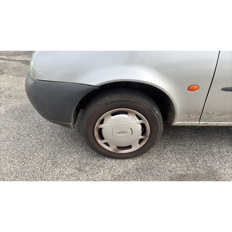 Pare choc arriere FORD FIESTA 4 Photo n°14