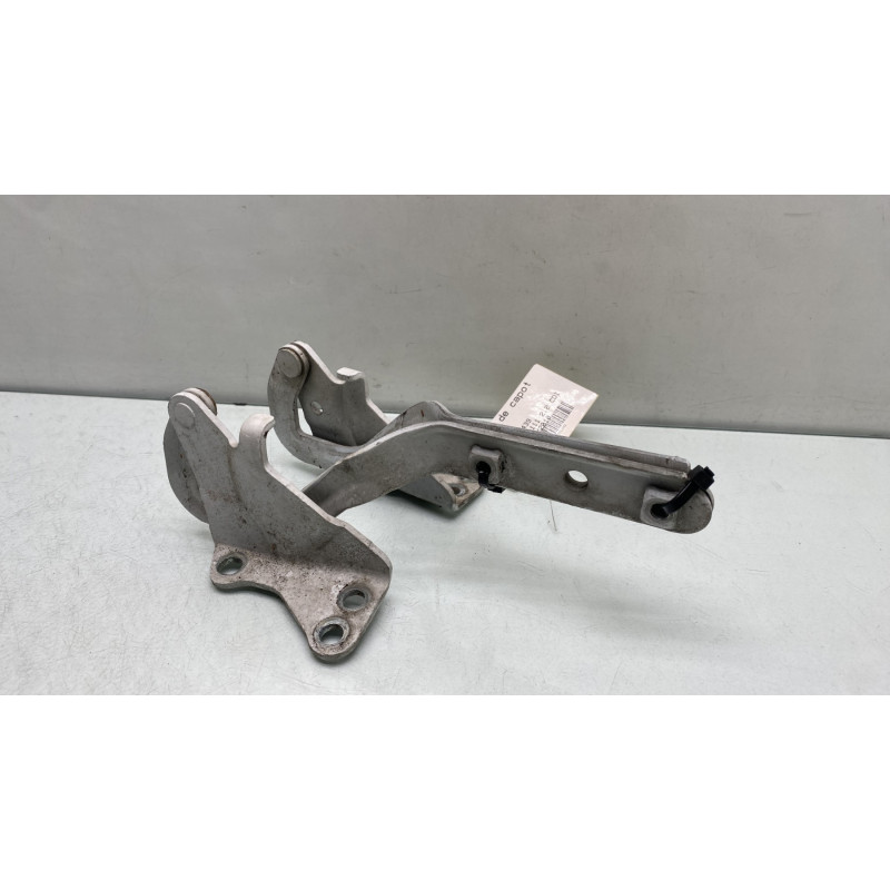 Charniere de capot MERCEDES VITO 639 Photo n°1