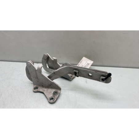 Charniere de capot MERCEDES VITO 639 Photo n°1