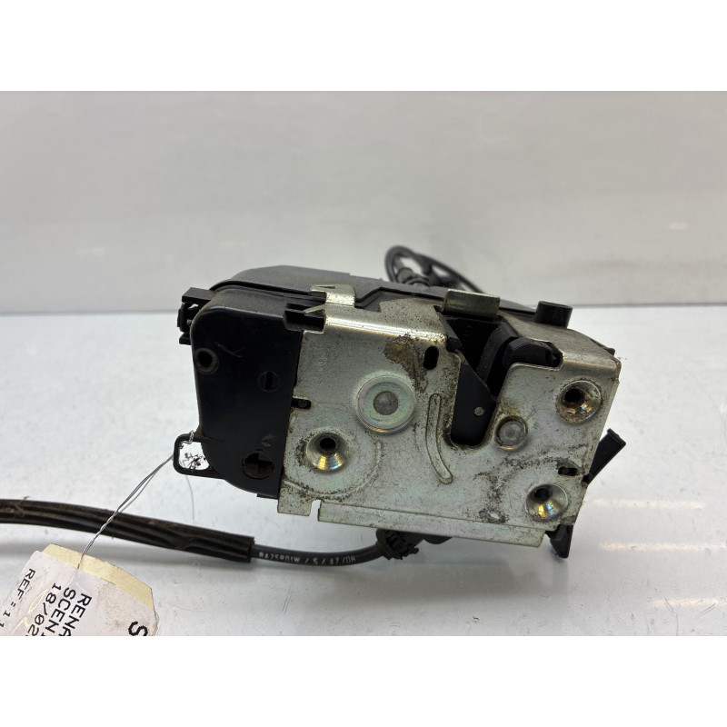 Serrure arriere gauche RENAULT SCENIC 2 Photo n°8