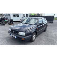 Pare choc arriere VOLKSWAGEN GOLF 3