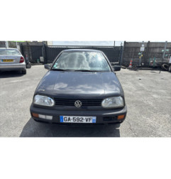 Pare choc arriere VOLKSWAGEN GOLF 3