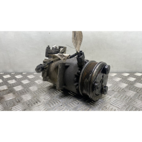 Compresseur clim FORD FOCUS 3 Photo n°1