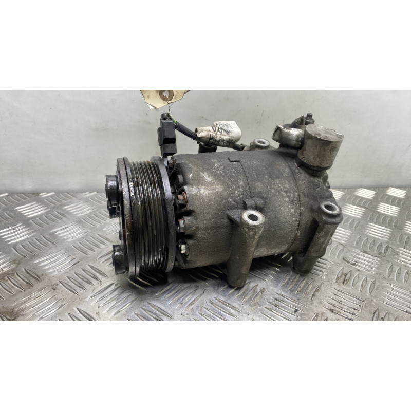 Compresseur clim FORD FOCUS 3 Photo n°3