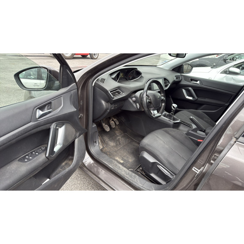 Compresseur clim PEUGEOT 308 2 Photo n°13