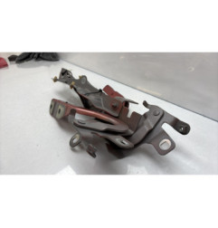 Charniere de capot RENAULT CLIO 4