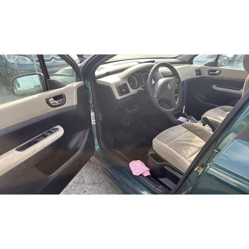 Pare choc arriere PEUGEOT 307 Photo n°16