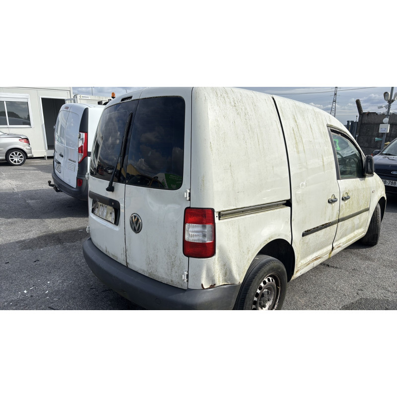Compresseur clim VOLKSWAGEN CADDY 3 Photo n°7