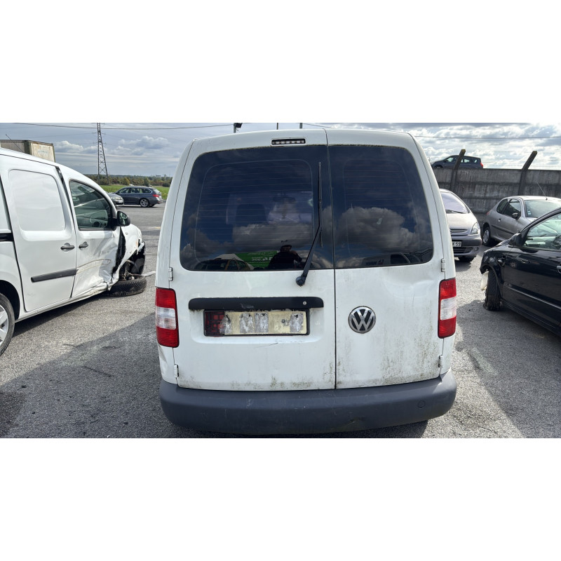 Compresseur clim VOLKSWAGEN CADDY 3 Photo n°9