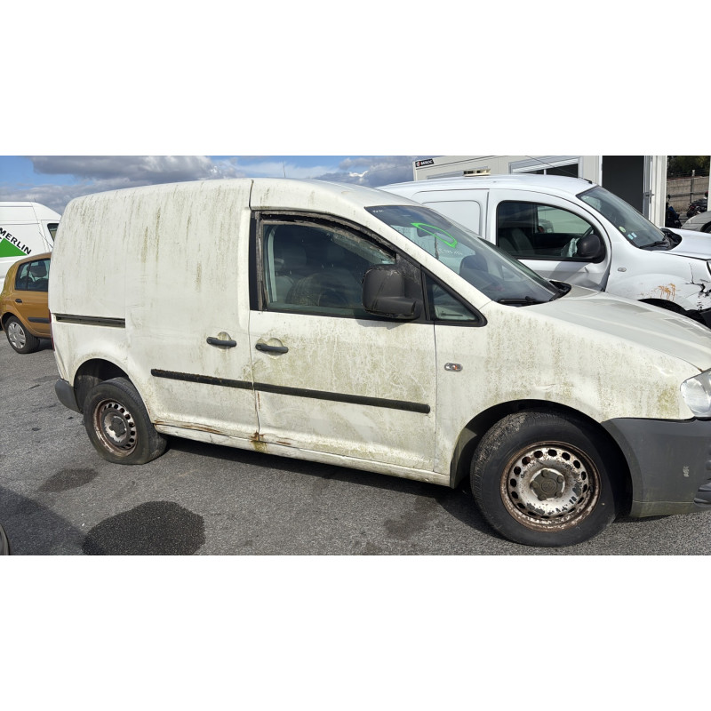 Compresseur clim VOLKSWAGEN CADDY 3 Photo n°11