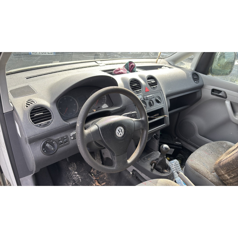 Compresseur clim VOLKSWAGEN CADDY 3 Photo n°18