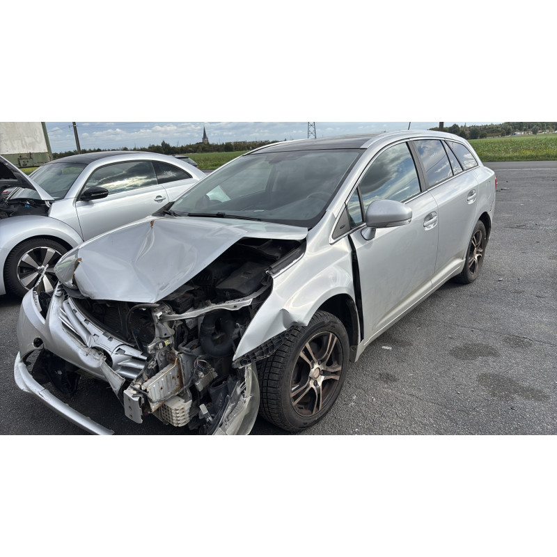 Compresseur clim TOYOTA AVENSIS 3 Photo n°5