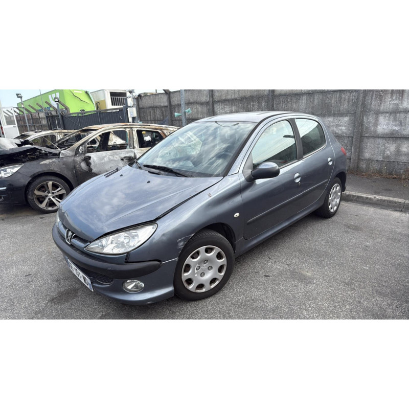 Charniere de capot PEUGEOT 206 Photo n°6