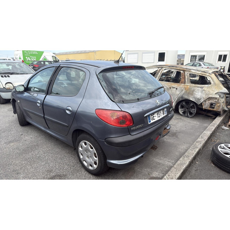 Charniere de capot PEUGEOT 206 Photo n°18