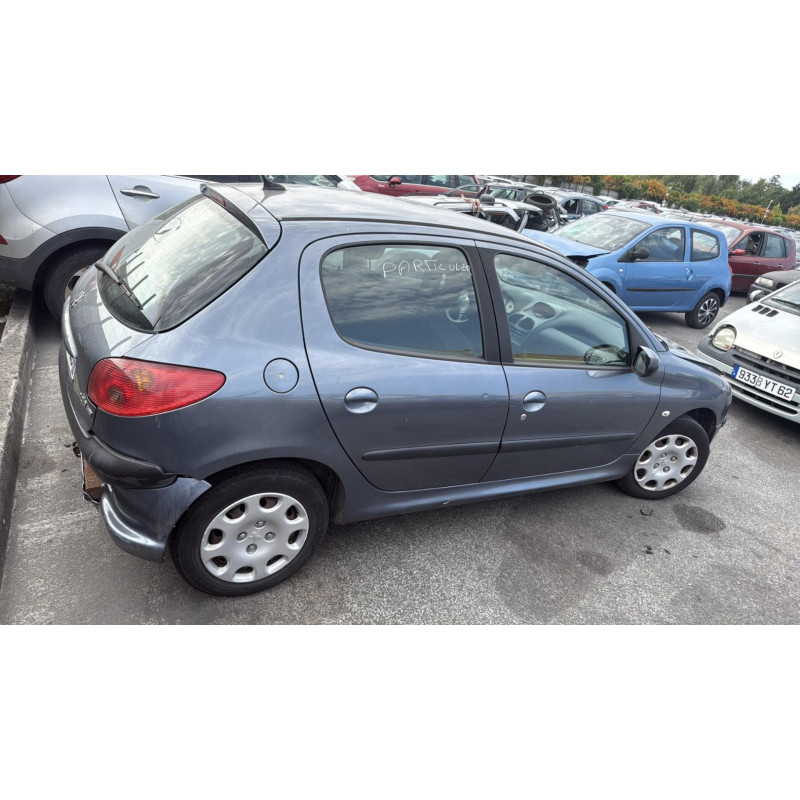 Charniere de capot PEUGEOT 206 Photo n°19